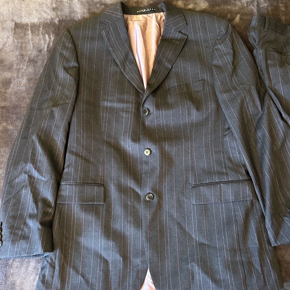 Hugo Boss Black and Pink Suit - Picture 2 of 11